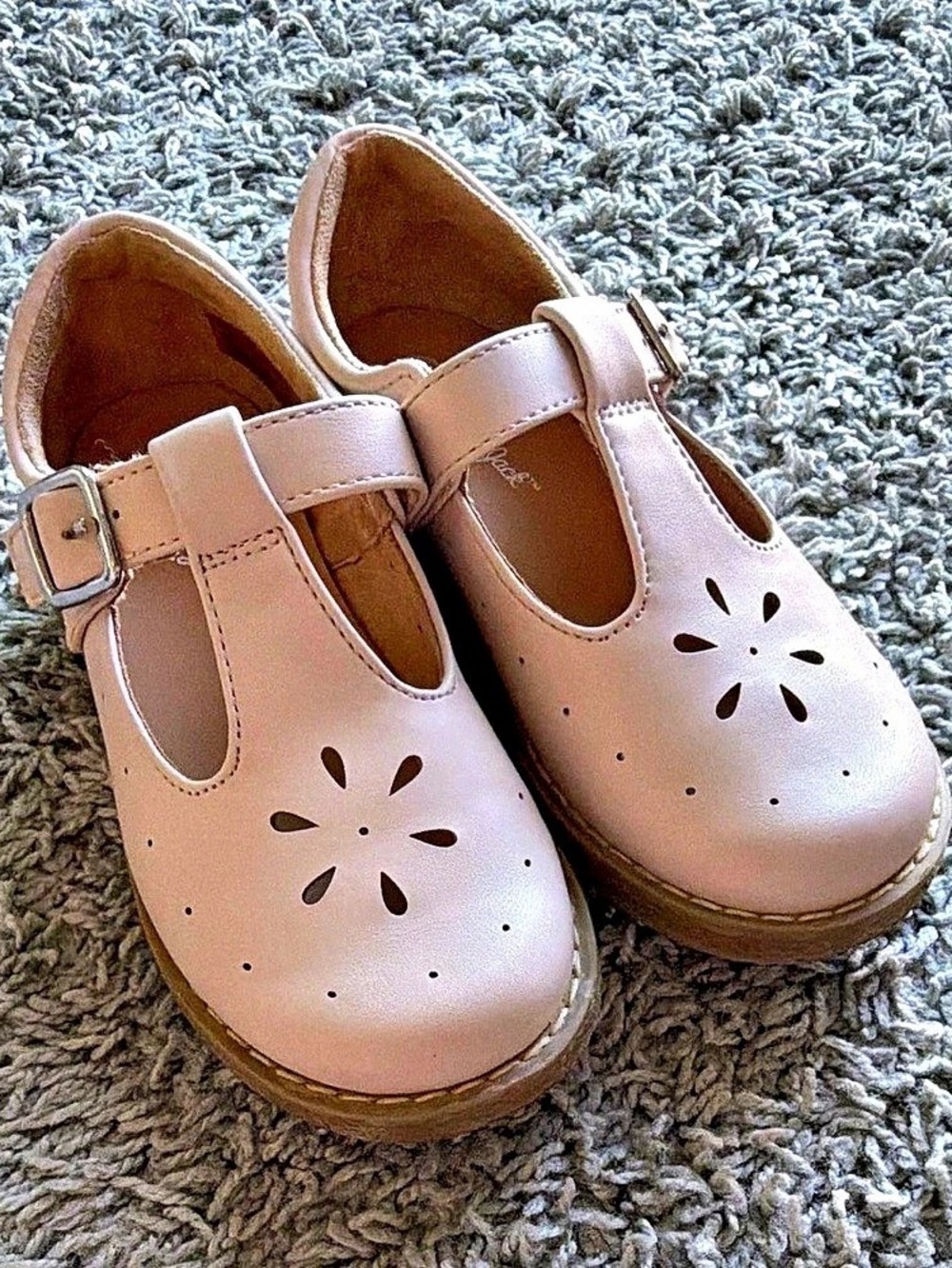 Cat & Jack Flower Mary Jane Shoes Girls US 10 Nude